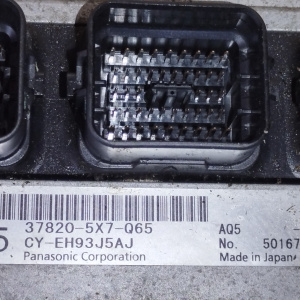 Компьютер Honda Odyssey 37820-5X7-Q65 K24W7 RC1 2WD CVT MX9A дефект корпуса