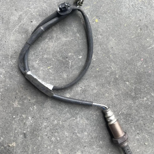 Датчик кислородный Toyota 2JZ-GE Aristo JZS160 4 конт. номер 1, цилиндр 1,2,3   ДЕФЕКТ ФИШКИ 89465-30640