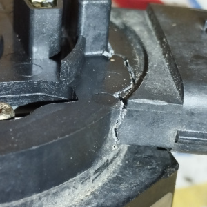 Трамблер Mazda B3/B5 Demio DW3W/DW5W 7 конт ДЕФЕКТ КАТУШКИ И РАЗЪЁМА БЕЗ КРЫШКИ НА ЗАПЧАСИ БЕЗ ВОЗВРАТА T2T60572 B5B4 M1 / B5B418200