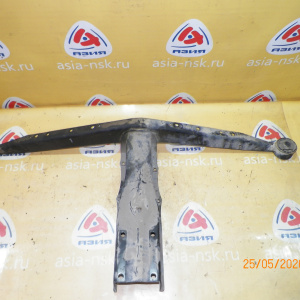 Балка Subaru SF5/SF9 Forester R Т-образная. 41310FC000