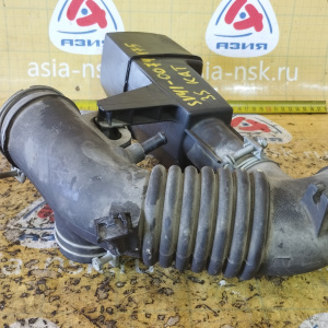 Гофра впускного коллектора Toyota 3S/4S-FE Vista SV40 резиновая ( катушечный ) ДЕФЕКТ БОЛЬШИЕ ТРЕЩИНЫ 17881-74770