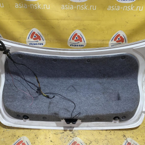 Крышка багажника BMW 3-Series E90 '2008 335i белый, спойлер, камера, фонари 41627254425