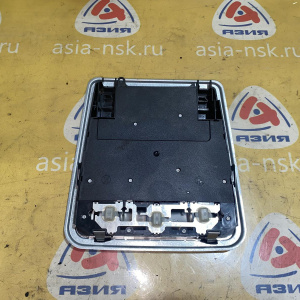 Светильник салона BMW 61319137507 3-Series E90 '2008 F спереди, с открыванием люка