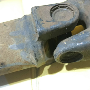Кардан Subaru SF5/SF9 Forester EJ254 A/T/4WD/НА ШРУСЕ. ДЕФЕКТ ПЫЛЬНИКА 27031-FC041