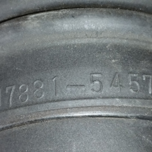 Гофра впускного коллектора Toyota 2L-TE Mark II LX100 резиновая из 2-х штук 17881-54570+17882-54470