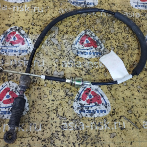 Трос переключения МКПП Toyota Camry SV40/CV40 4S-FE/3S-FE/2C/3C 2WD m/t ДЕФЕКТ ИЗОЛЯЦИИ РУБАШКИ длина 1180 мм  1 трос направляющий передачи короткий 3