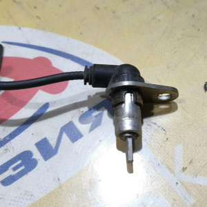 Датчик ABS Mazda Premacy CP8W/CP8WF/CPEW зад, прав C1004371Y