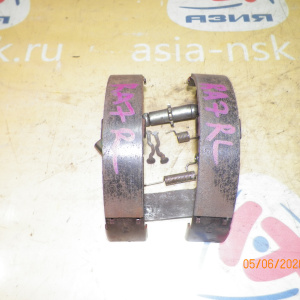 Колодки тормозные Honda Odyssey RA1/RA2/RA6/RA7/RA8/CM1/CM2/CM3/TA1/TA4/RD4/RD5/UA4/UA5/RF1/RF3/RF6/RN1/RN5 RL. Дисковые тормоза. На ручник с пружикам