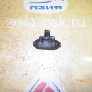 Тормозной цилиндр Honda EY6/EY7/EY9/EL1/EL2/EG3/EG4/EK2/EK3/EN1/MB3/MB4/GH1/GH2/DB6/DC1 Partner 2WD Сечение-3/4. AL. зад, лев 43301-S04-003