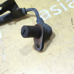 Датчик ABS Nissan Primera EU14/FHP11/HP11/HU14/P11/P11E/QP11/QU14/SU14/WHP11/WP11/WP11E/WQP11 перед, лев 47911-3J100/47911-3J105 '1996-2001