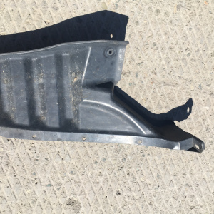 Подкрылок Mitsubishi Outlander GG2W зад, лев 5370B015