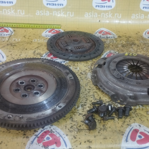 Маховик Honda D15B Civic EG m/t S20 + корзина (диаметр диска 212 мм.)