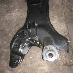 Балка TOYOTA NCP15/NCP25/NCP55/NCP75 '2003-2005 F 4WD поперечная