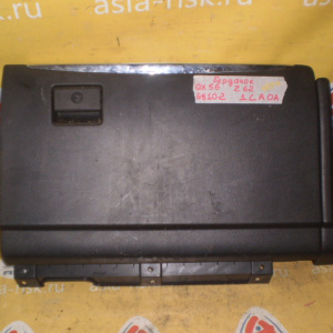 Бардачок Infiniti 68102-1LA0A QX56 Z62 LHD