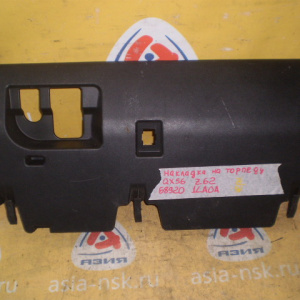 Накладка на торпеду Infiniti 68920-1LA0A QX56 Z62