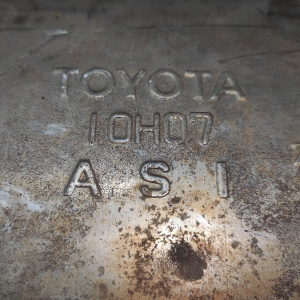 Глушитель TOYOTA Camry ACV30 2AZFE Задняя банка 17430-28270 / 17430-28560