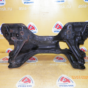 Балка Honda RF2/RH2 Stepwgn/S-MX F 4WD Поперечная под рейку. Дефект (с лева с низу немного прогнила. 50300-S48-000
