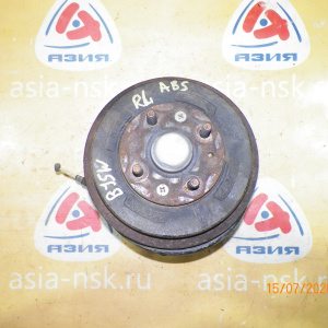 Ступица Mazda BJ5P/BJ5W Familia зад, лев 2WD ABS. Барабанные тормоза. В сборе с барабаном и колодками и тросом ручника и датчиком ABS. B25D26115.B25D26290.