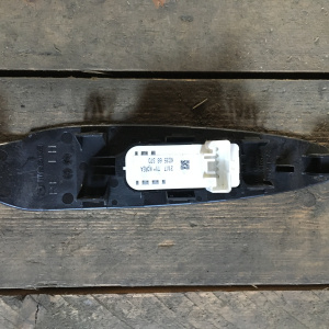 Пульт стеклоподъемника Mazda CX-5 KE5AW зад, лев RHD