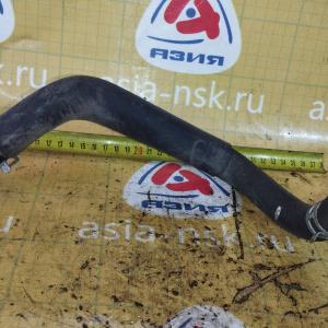Патрубок радиатора печки Mazda L08161212 MPV LWEW FS верх с гбц на радиатор печки