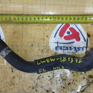 Патрубок радиатора печки Mazda L08161214A MPV LWEW FS низ с помпы на радиатор печки