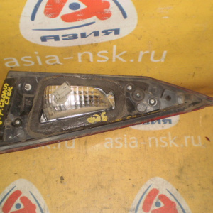 Вставка между стопов Mazda Axela/Mazda3 BM 132-35032 L Дефект стекла (сколы)