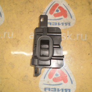 Пульт стеклоподъемника Honda Vezel RU4 зад, прав 35760-T4N-H010-M1