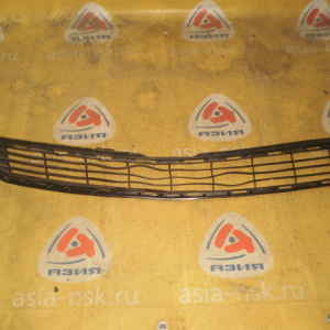 Решетка бамперная Toyota RAV4 ASA44 '2012-2015 Верхняя Тайвань (Дефект) гнутая