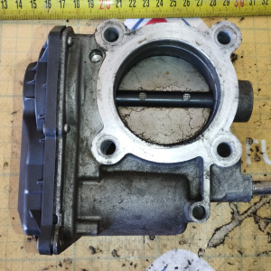 Заслонка дроссельная Toyota 1ZR/2ZR-FE/3ZR Premio/Corolla/Matrix/Noah/Auris ZRT260 ZRE151 22030-0T100