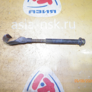 Болт крепления запасного колеса Nissan AD/Wingroad Y11/W11 R В сборе. 57235-WA400.57220-WA400.57230-W2701