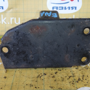 Подушка двигателя Mitsubishi 4G93 EA1A 2WD a/t GDI зад ДЕФЕКТ R MR198568 / MR244286
