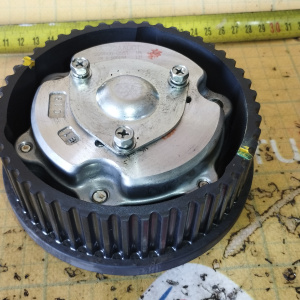 Шестерня распредвала Subaru 13322AA001 / 229800-0551 Impreza GH EL154/EJ204/EJ255 L в муфта VVTI ( верх ) ( LH-IN )