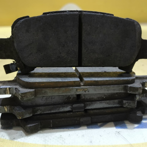Колодки тормозные Subaru Forester BE5/BES/BH5/BHE/BL5/BLE/BP5/BPE/GC8/GG9/SF5/SG5 EJ202 DISK. ОСТАТОК 30% R 26696AE000/PF-7415