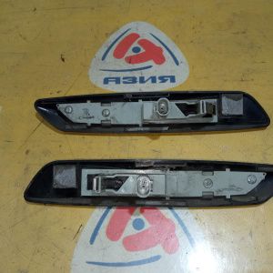 Повторитель в крыло BMW 63136932998 3-Series E90/E92 '2010 пара с накладками 63136932997