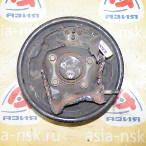 Ступица Toyota AZR60 Voxy/Noah зад, лев 2WD ABS.(Дефект датчика). Барабанные тормоза.В сборе с барабаном и колодками. 42450-44040.42431-28100