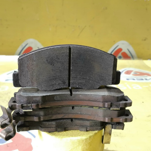 Колодки тормозные Toyota Lite Ace Noah/Town Ace Noah CR50/CXR10/CXR20/SR50/TCR10/TCR20/TCR21/CR52 3C-TE ОСТАТОК 60-70%(25-14) F 04465-27120/PF-1273
