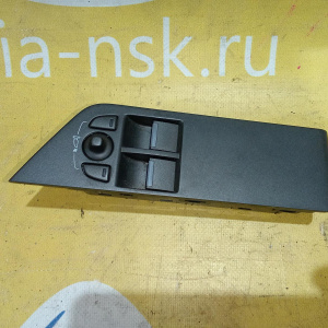 Пульт стеклоподъемника Land Rover Range Rover Evoque L358 204PT '2013 перед, прав Правый руль BJ3214540BB