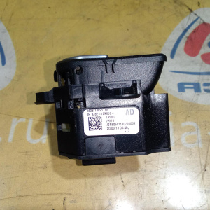 Кнопка стояночного тормоза Land Rover BJ3215K850AD Range Rover Evoque L358 204PT '2013