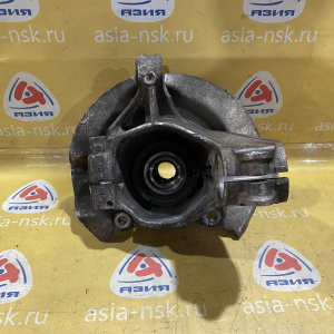 Ступица Land Rover L538 Range Rover Evoque '2013 204PT перед, лев BJ323K186AG, LR044018