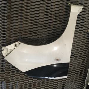 Крыло Toyota Tank M910A перед, прав