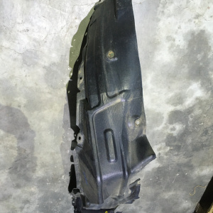 Подкрылок TOYOTA Noah/Voxy AZR60 перед, прав дефект 53875-28150