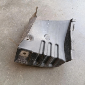 Подкрылок Toyota Tank M910A зад, лев 65638-B1110