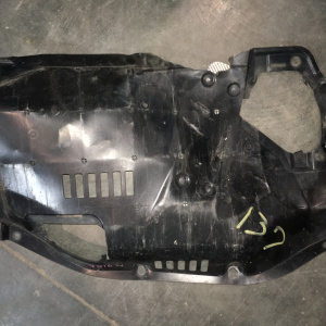 Защита двигателя Toyota M910A Tank дефект 51442-B1030