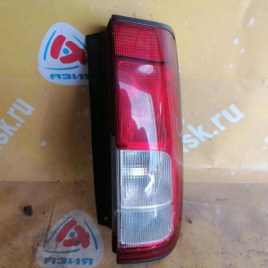 Стоп SUZUKI 35603-74G0 R SWIFT HT51S дефект стекла