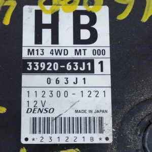 Компьютер Suzuki Swift 33920-63J11 M13A ZD11S 4WD m/t