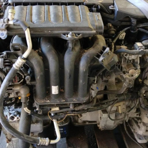 Двигатель Mazda ZJ-233351 Demio DY3W