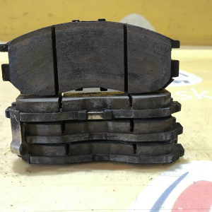 Колодки тормозные Mitsubishi Galant EA1A/CK6A/N21W/N33W/F11A/CR6W/CD8W 4G64 ОСТАТОК 60-70% F MR389537/PF-3271