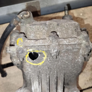 Редуктор NISSAN T30/NT30/PNT30 X-Trail R 4WD С электромуфтой. (дефект корпуса) 38300-8H500