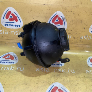 Бачок расширительный BMW X3 F25 N47N/N47D20C 17138616418 '2014