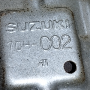 Коллектор выпускной Suzuki M13A Kei HT51S 2WD/4WD 1 катализатор с катализатором + штаны 1411070H10 ( 70H-CO2 ) + 1419080GC0